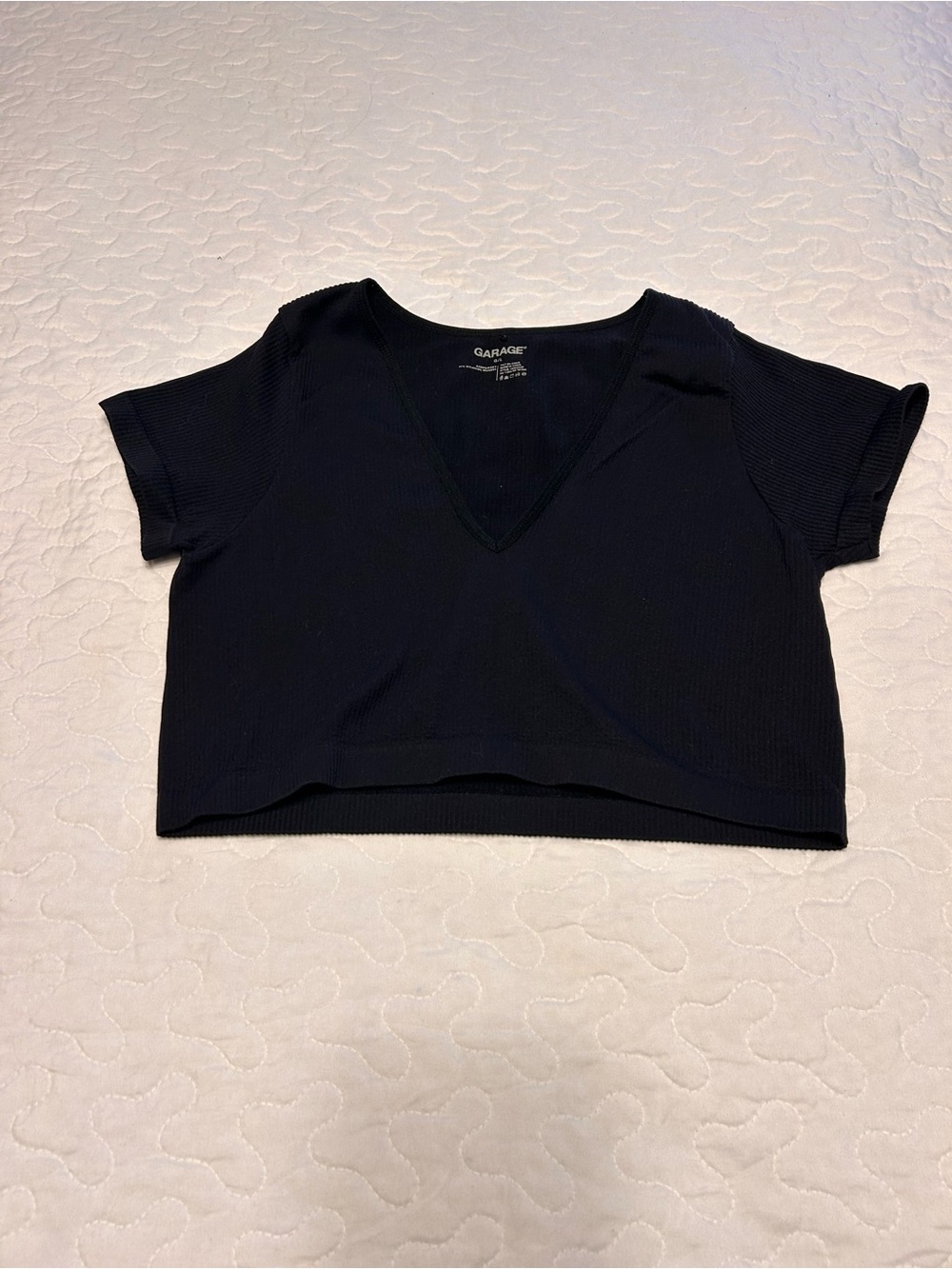 Garage Black Ribbed V Neck Crop Top Sz L SS